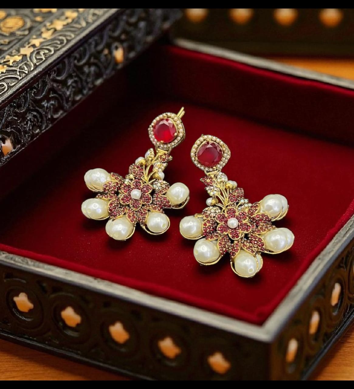 Turkish pearl zircon earings