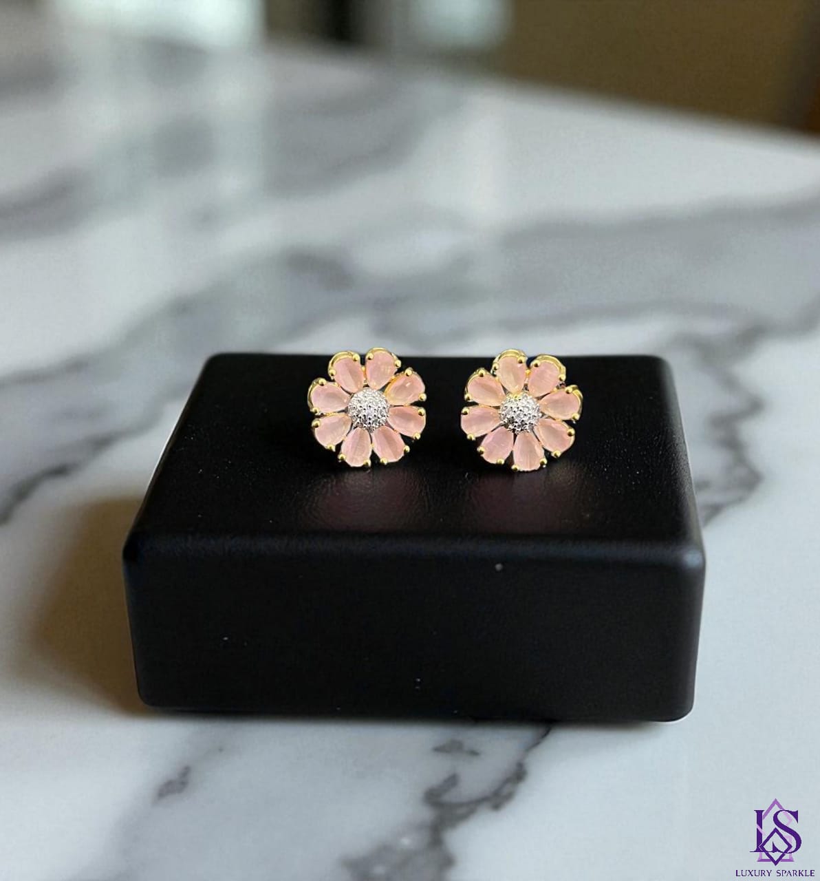 Flower zircon studs