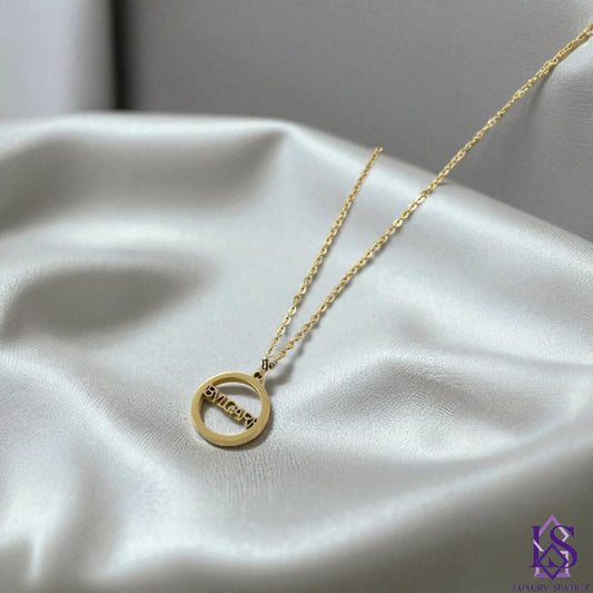 Elegant stainless steel premium quality pendant