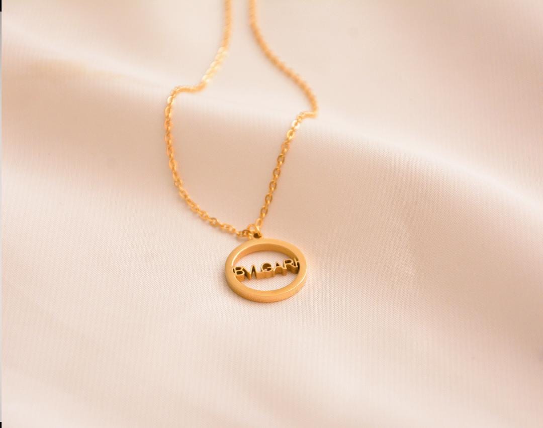 Elegant stainless steel premium quality pendant