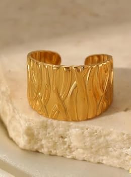 Metallic texture ring