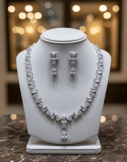 Beautiful zircon stone set