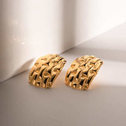 Cubic brick shine studs