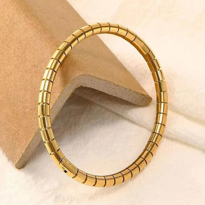 Hand cuff