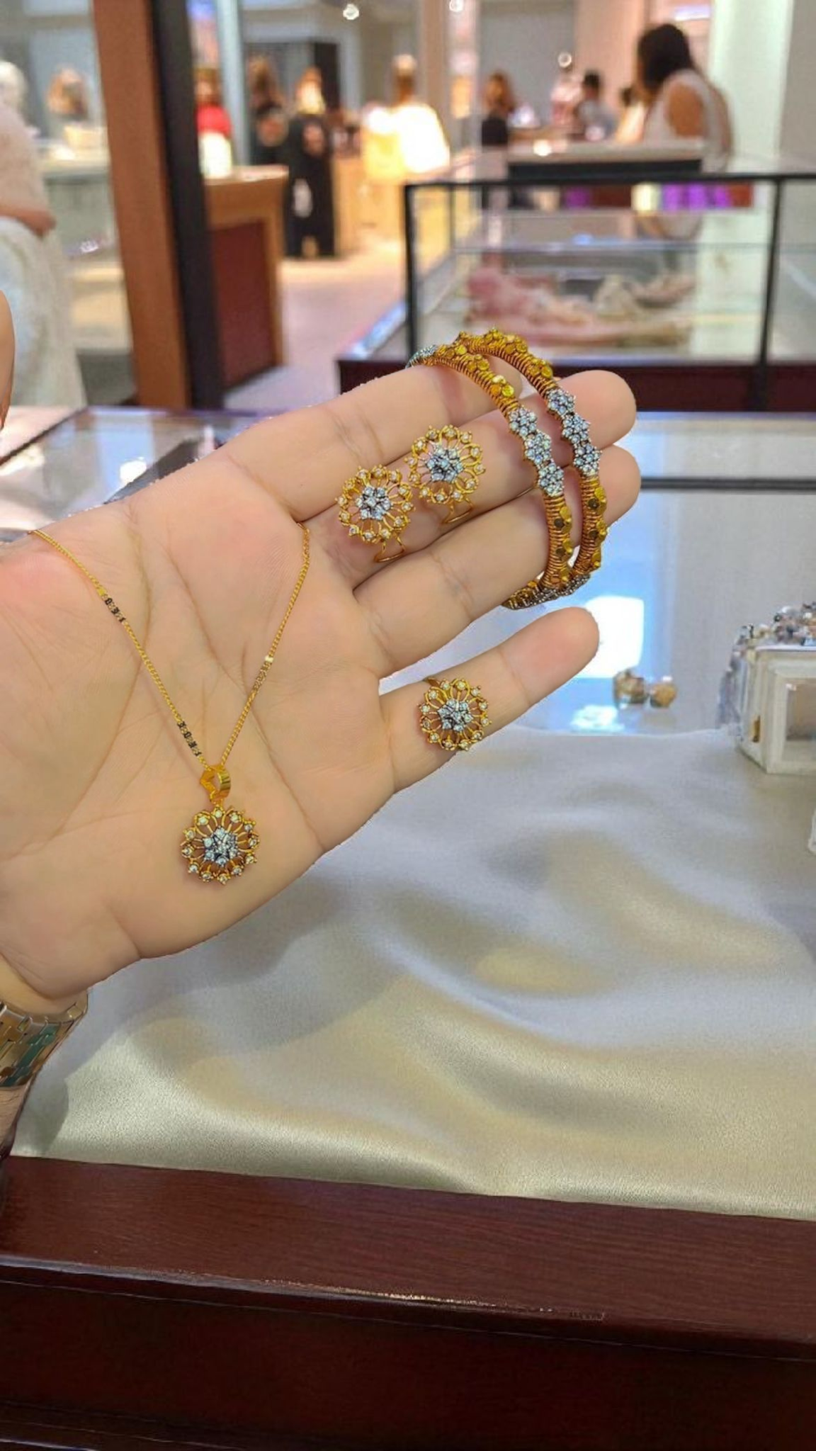 Diomand cut Ganga Jamni combo set