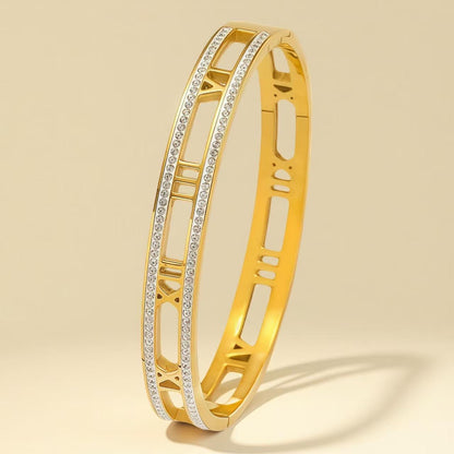 Roman numeral double zircon side finishing handcuff